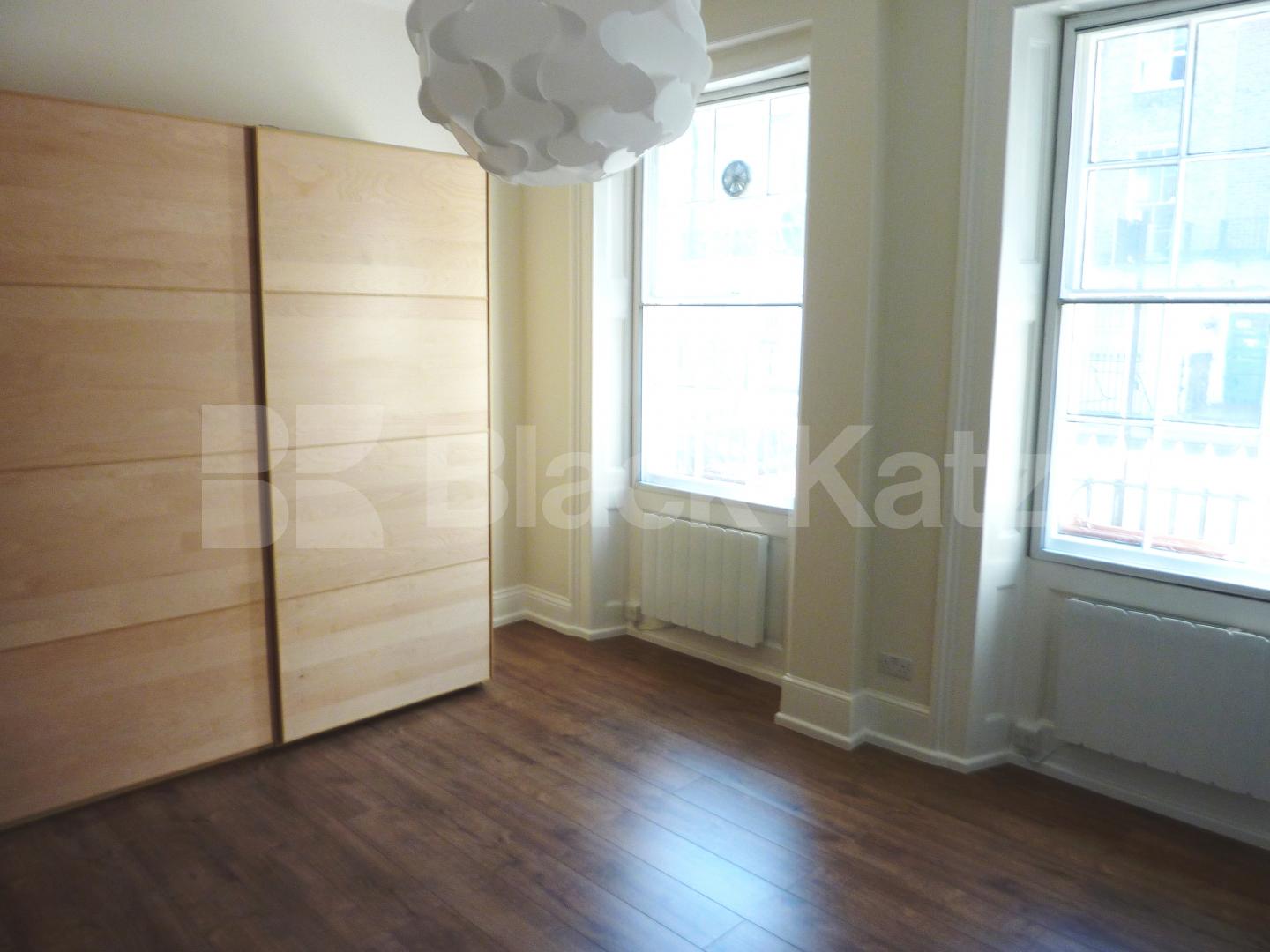 			NEW INSTRUCTION, Studio Apartment, 1 bath, 1 reception Flat			 Gloucester Place, MARYLEBONE